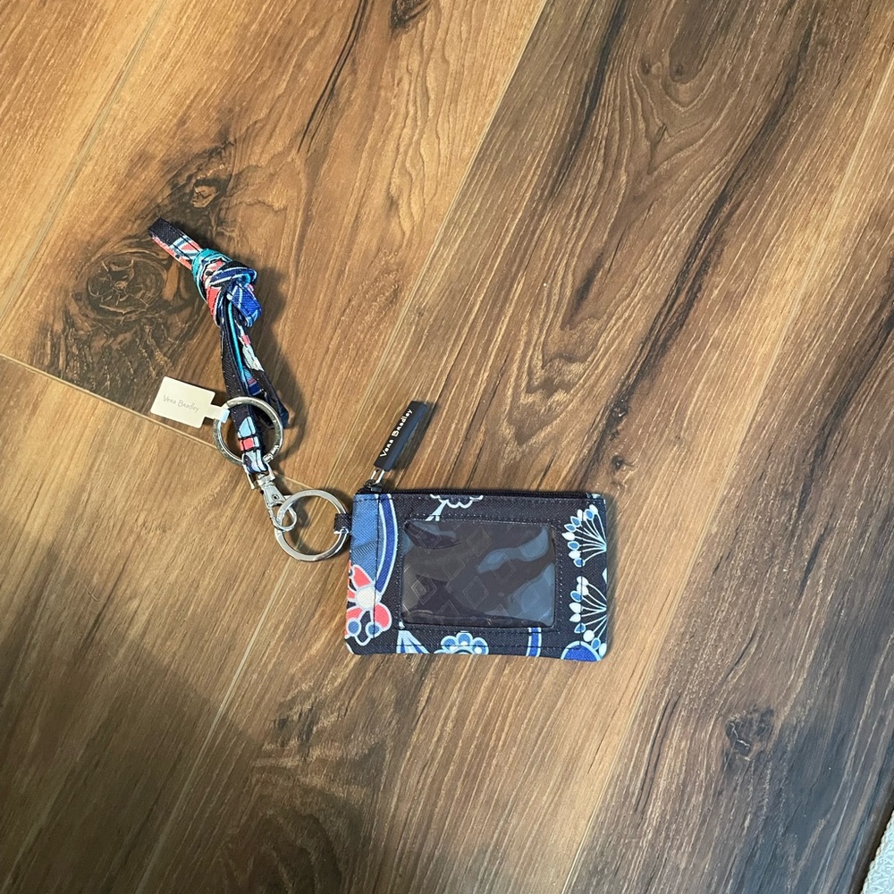 ✨vera bradley lanyard and id holder✨